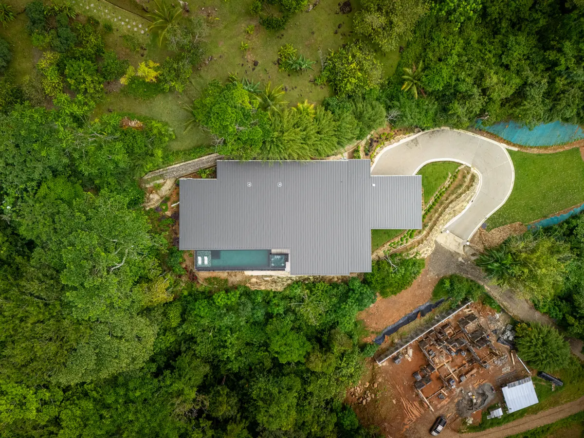 Acqua Blu &mdash; the pool from above