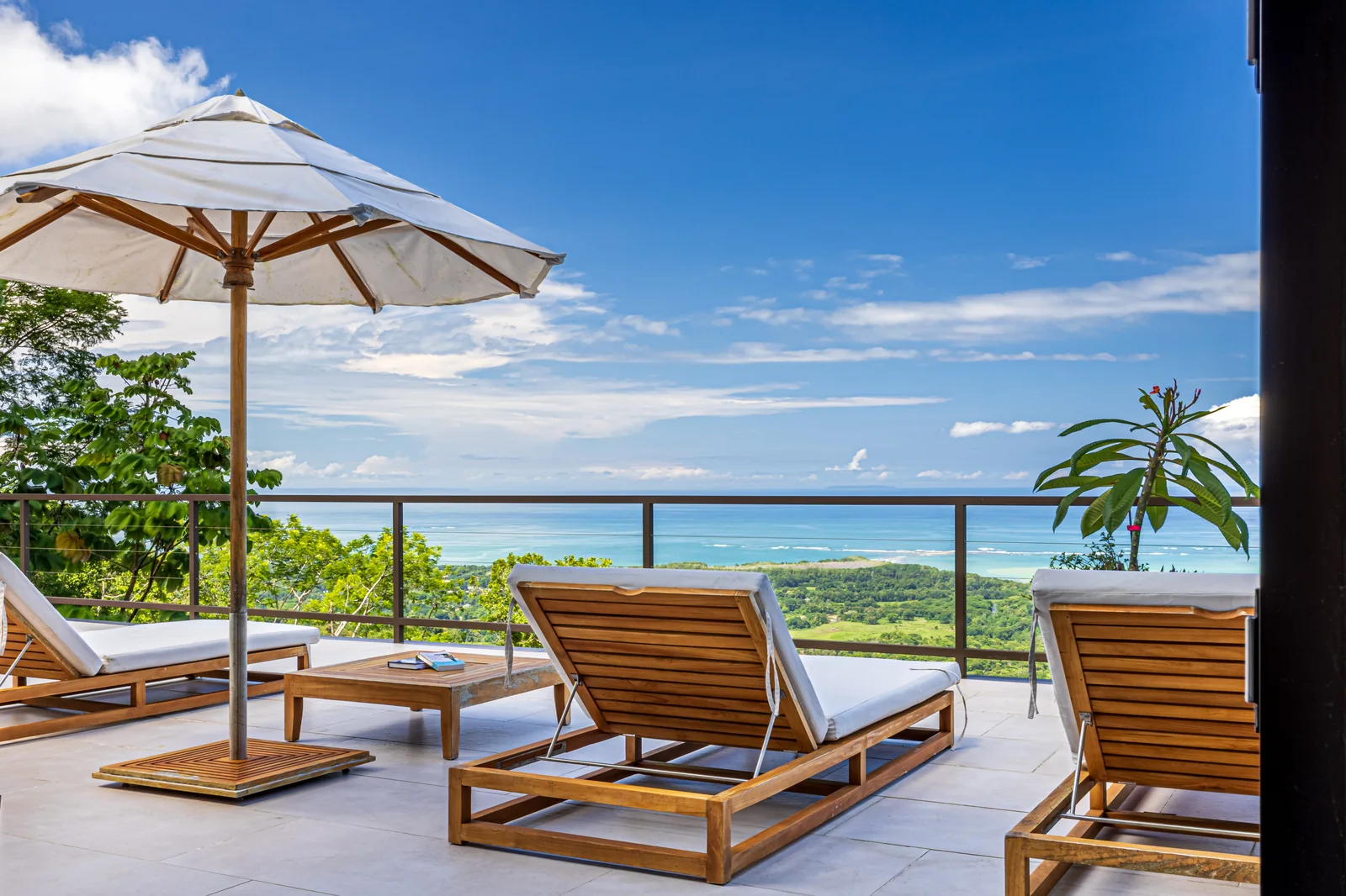 Casa Ballena &mdash; the terrace, open to the coast