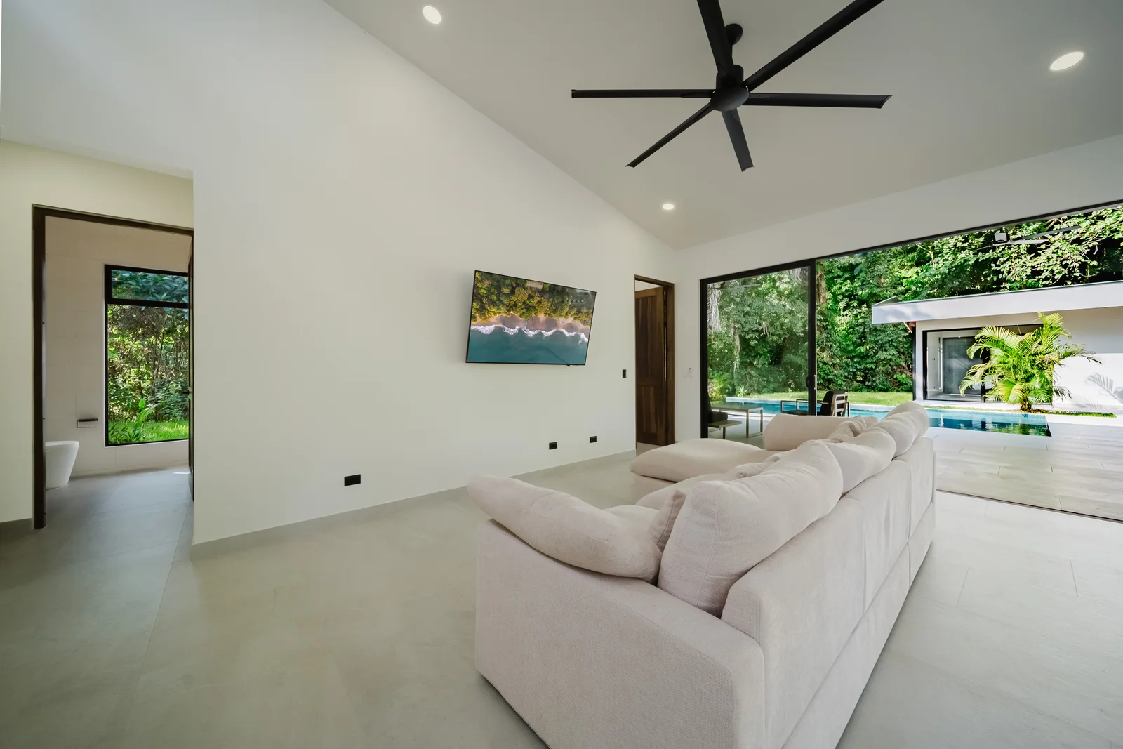 Casa Escondida &mdash; the living room under its vaulted ceiling
