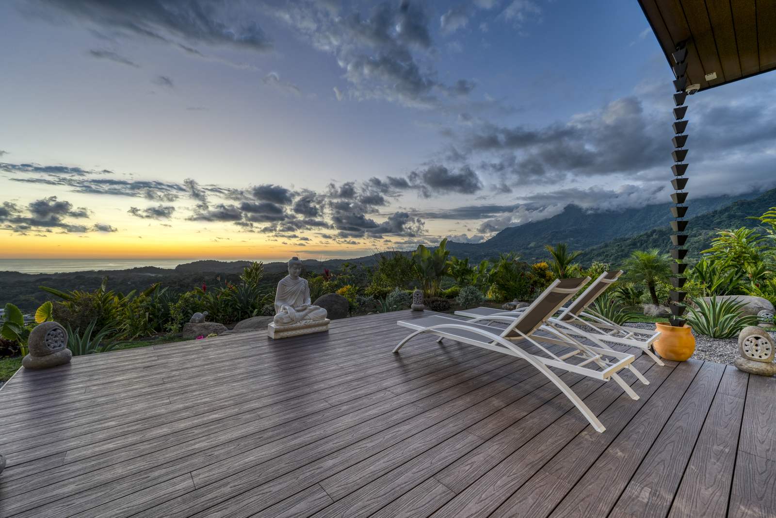 Casa Karuna &mdash; The deck at dusk, looking west