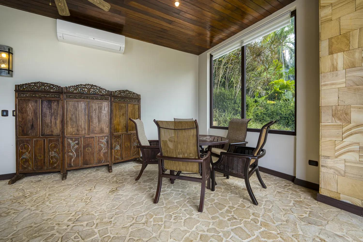 Casa Ladera &mdash; the music room