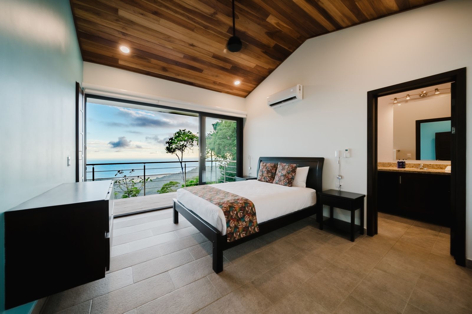 Casa Monta&ntilde;a &mdash; A bedroom opening onto its own balcony