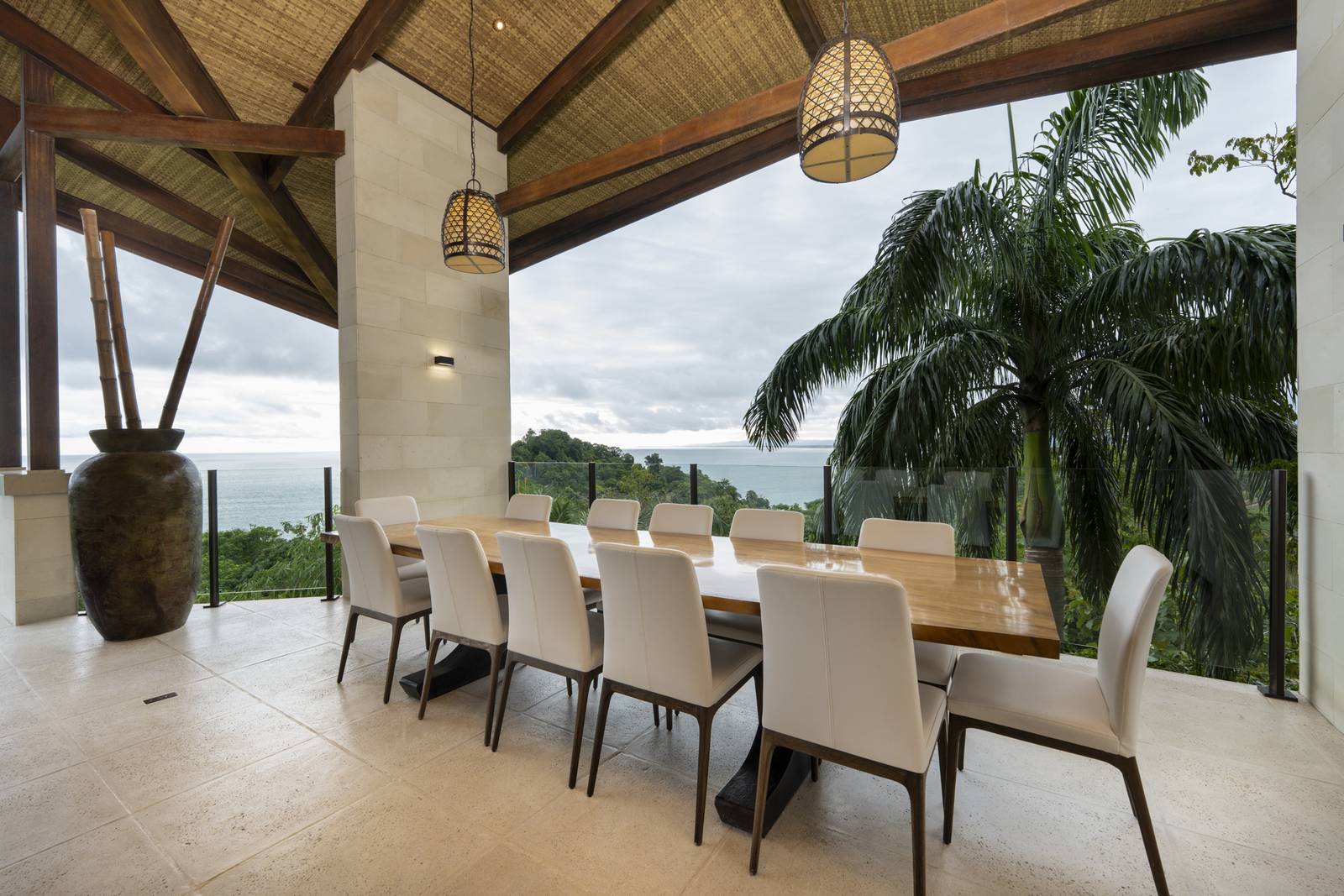 Casa SolAngelo &mdash; the dining table under vaulted ceilings