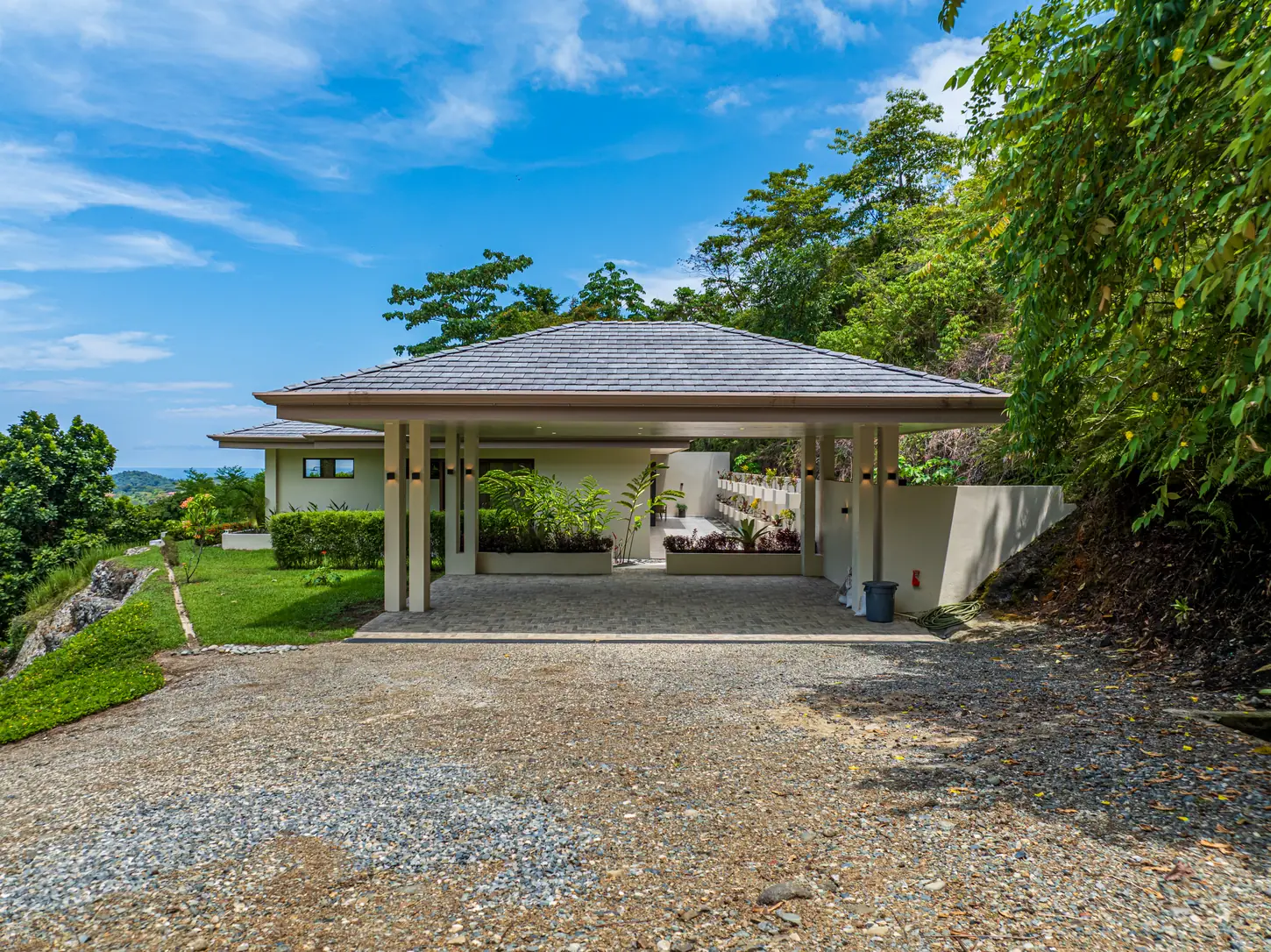 Casa Tranquilidad &mdash; the house set into the forest, seen from above