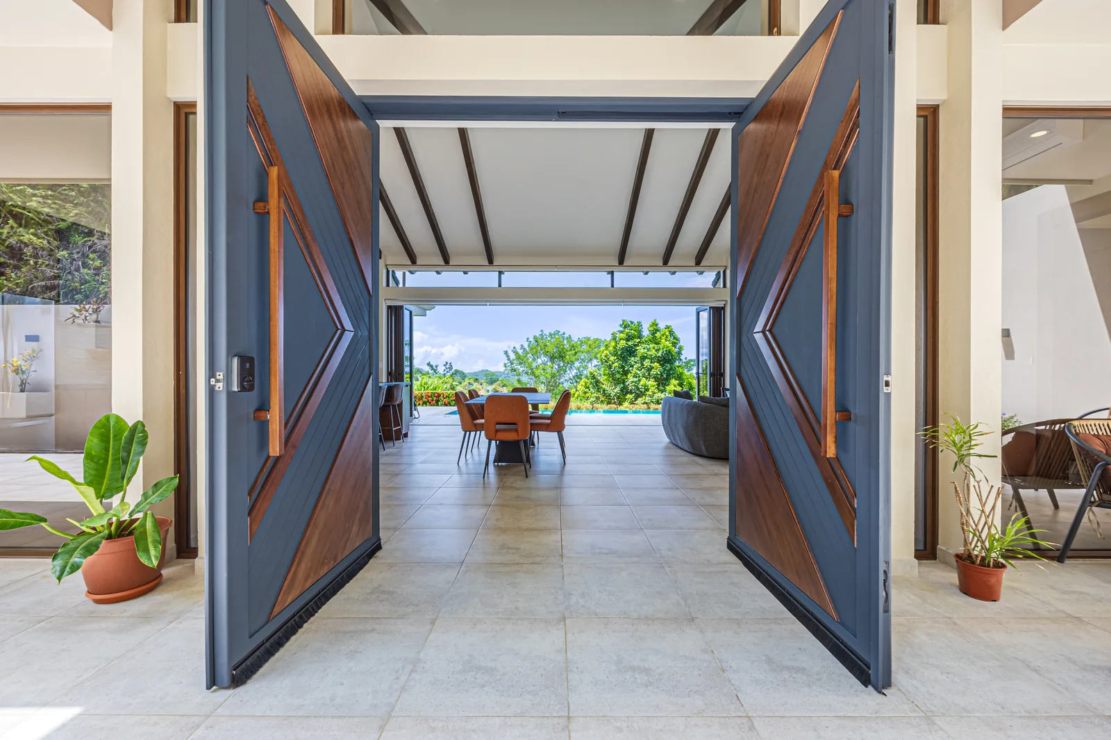 Casa Tranquilidad &mdash; the entry