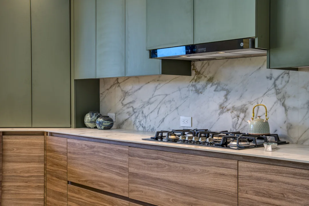 Dulce Pac&iacute;fico &mdash; the range and the marble