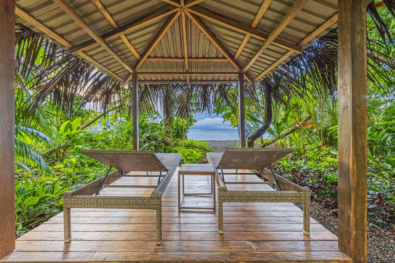 680-acre Golfo Dulce estate &mdash; Loungers under a palapa at the water&rsquo;s edge