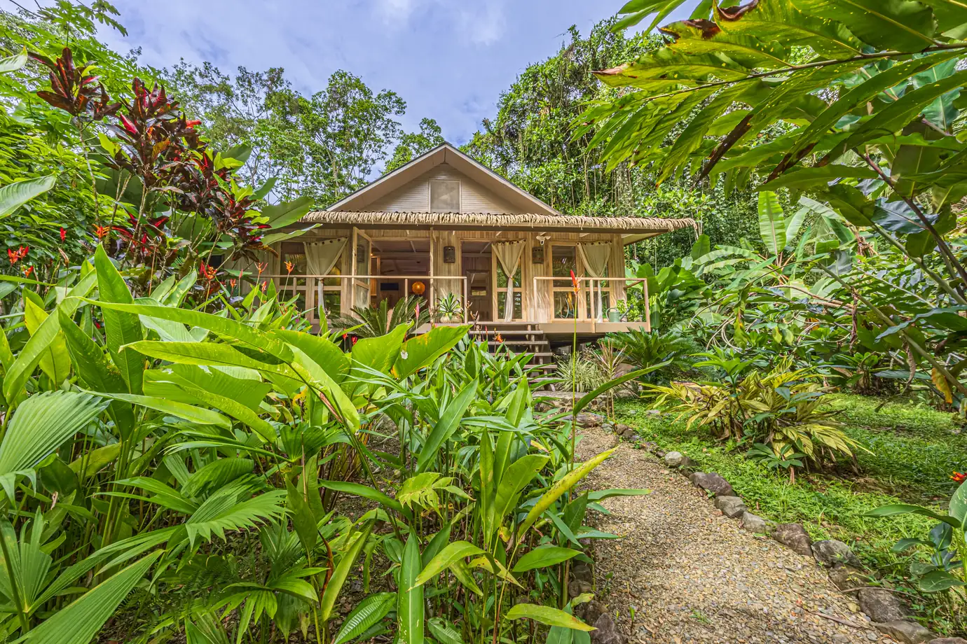 680-acre Golfo Dulce estate &mdash; A guest cabin in its own planted gardens