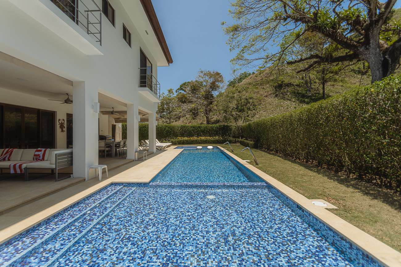 La Estancia &mdash; The pool running the full length of the garden