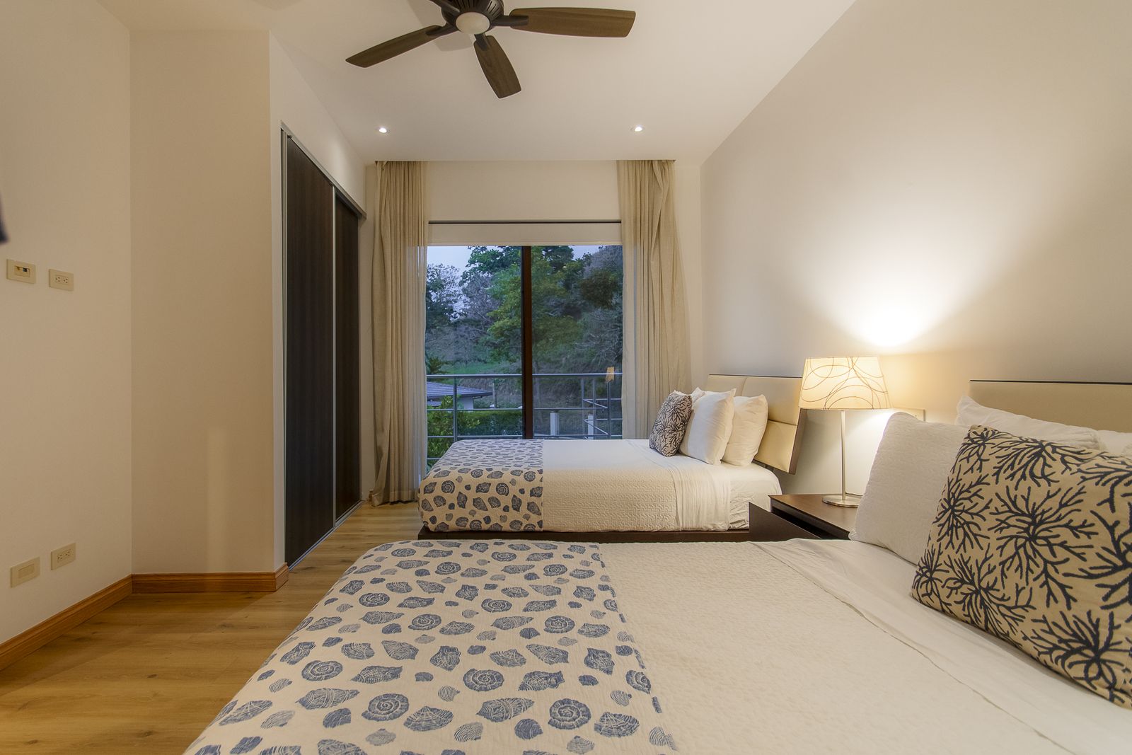 La Estancia &mdash; A twin bedroom