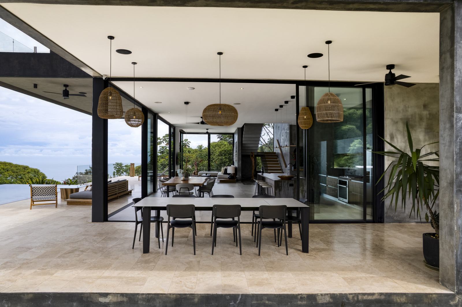 &iexcl;Que Brava! &mdash; living and dining indoor outdoor
