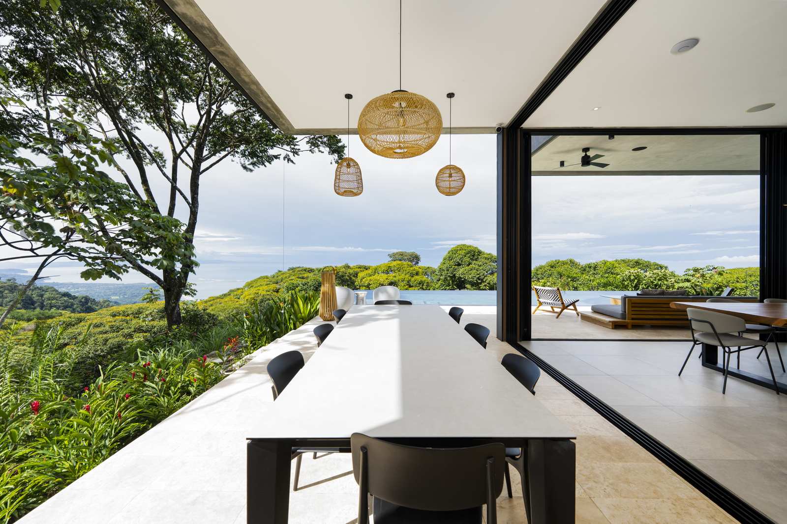 &iexcl;Que Brava! &mdash; the terrace at the pool&rsquo;s edge