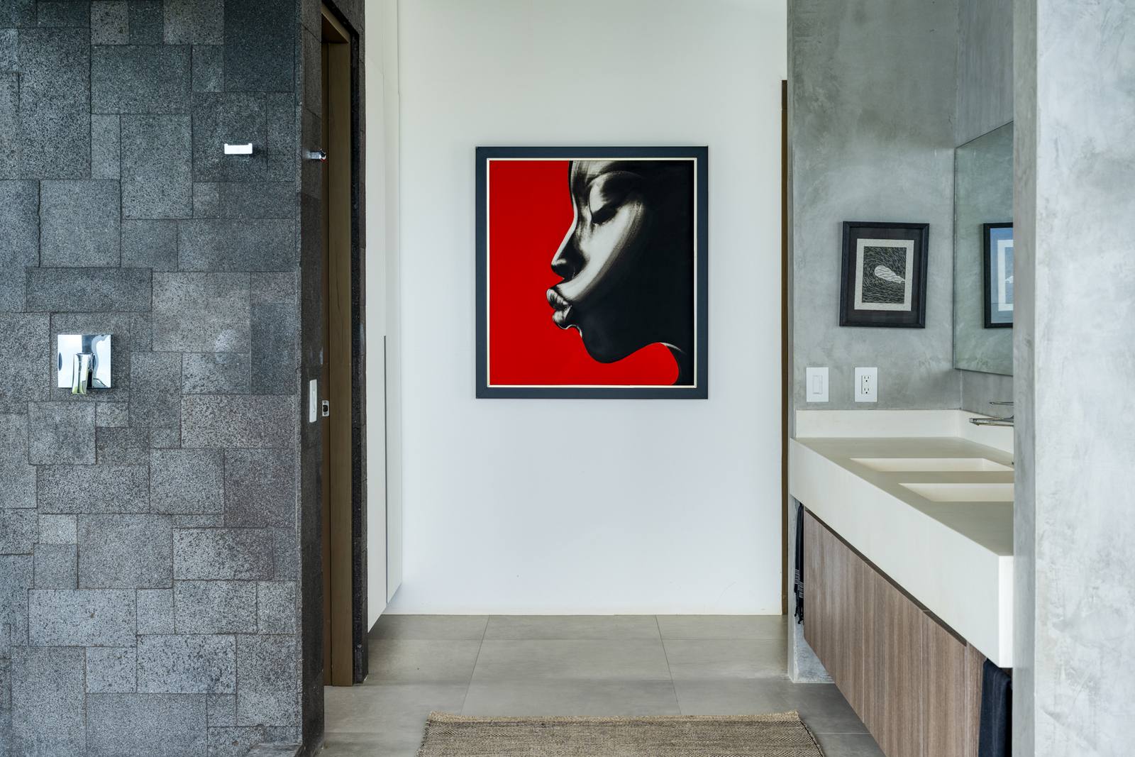 &iexcl;Que Brava! &mdash; the primary bathroom