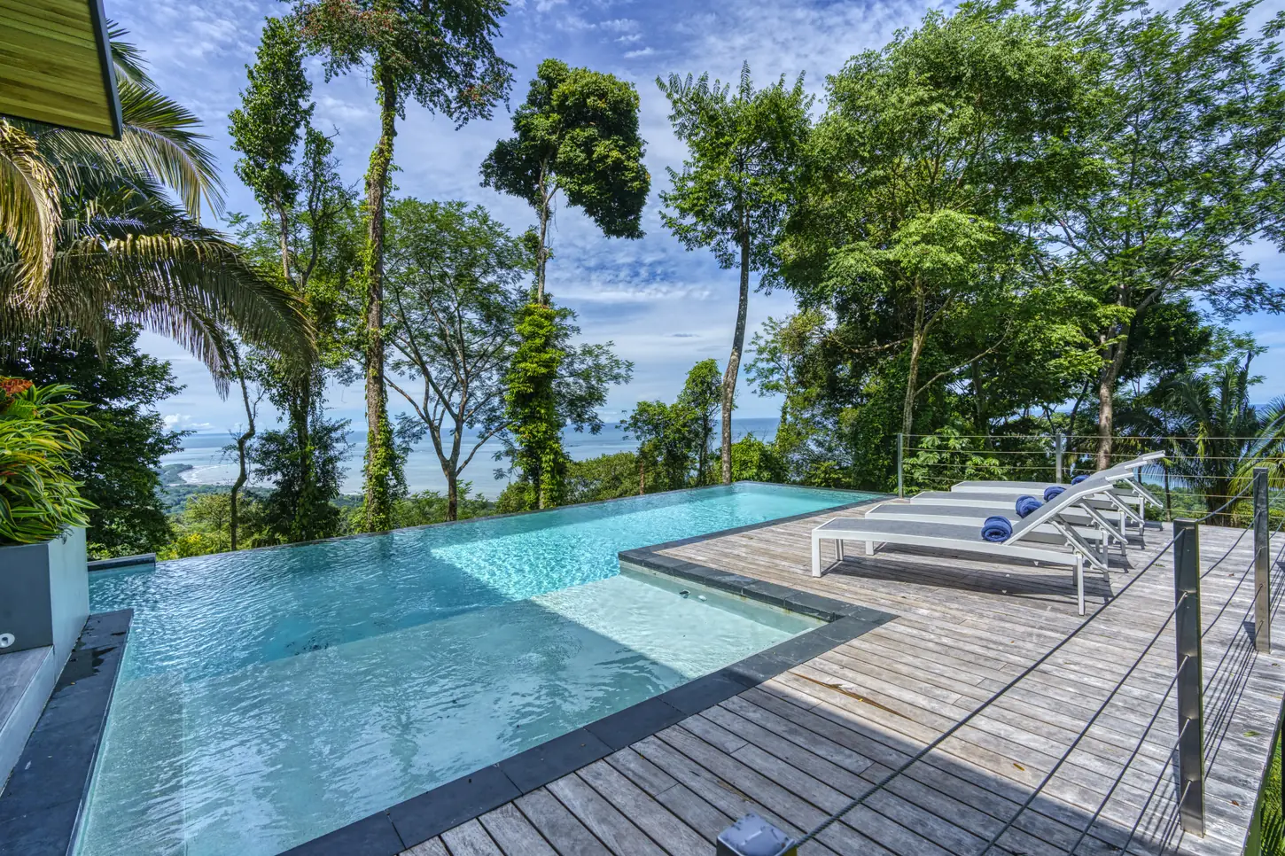 Villa Cosara &mdash; the pool set out above the canopy