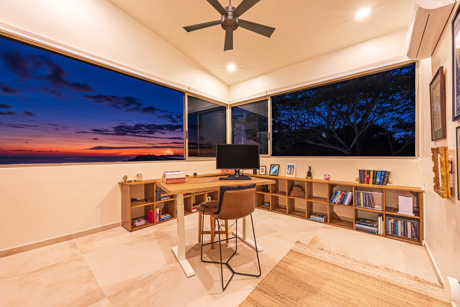 Villa Doble Vista &mdash; office at sunset