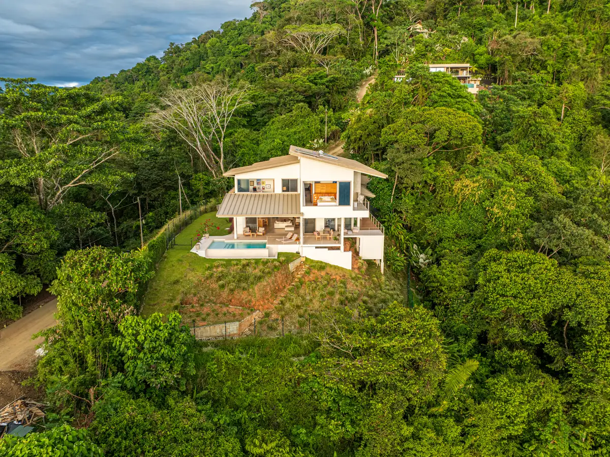 Villa Doble Vista &mdash; house from the air