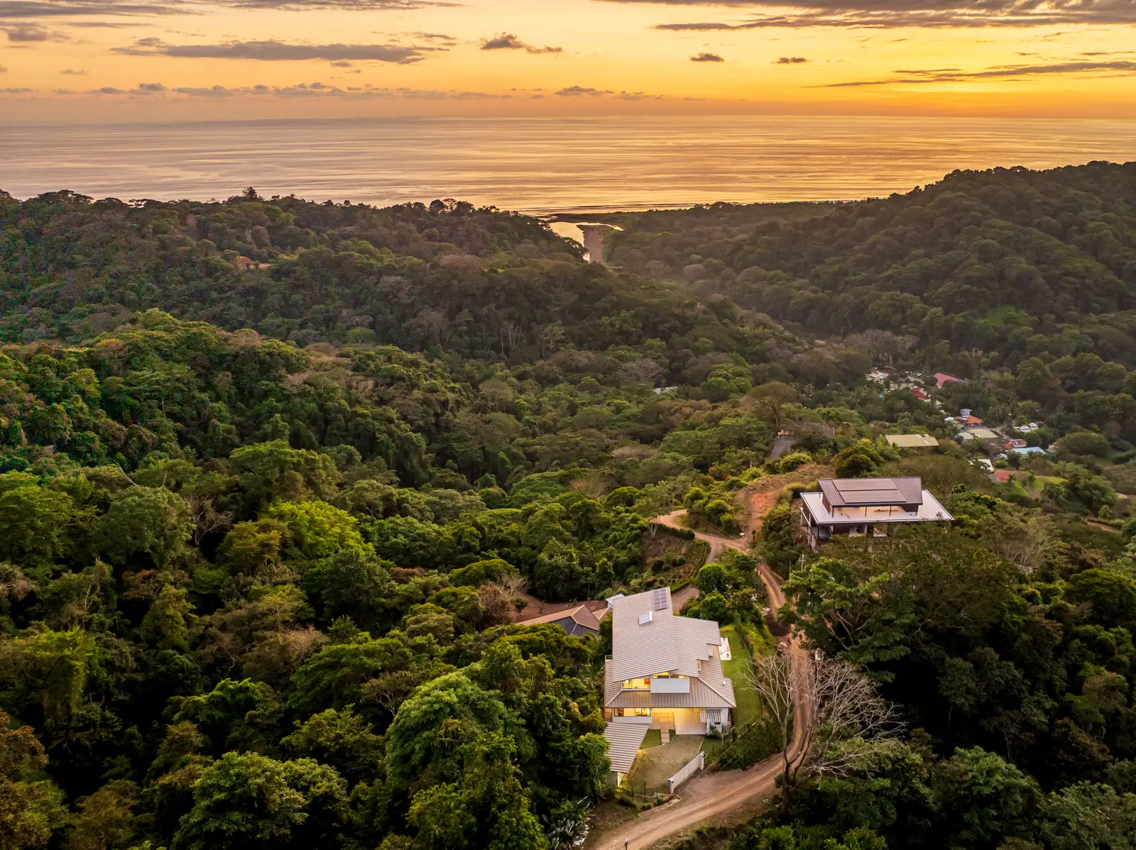 Villa Doble Vista &mdash; coast at sunset