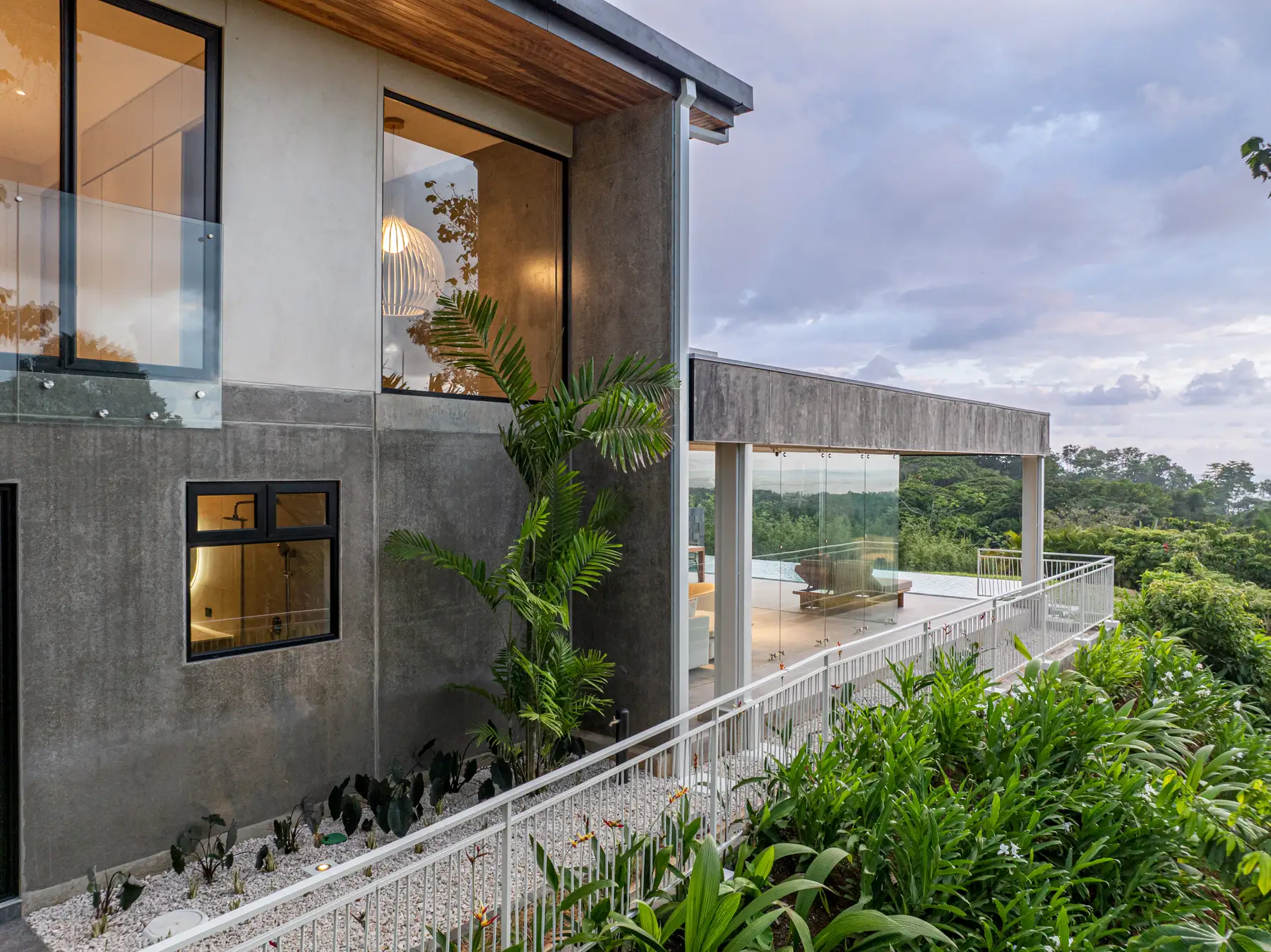 Villa Las Brisas &mdash; the concrete and glass elevation