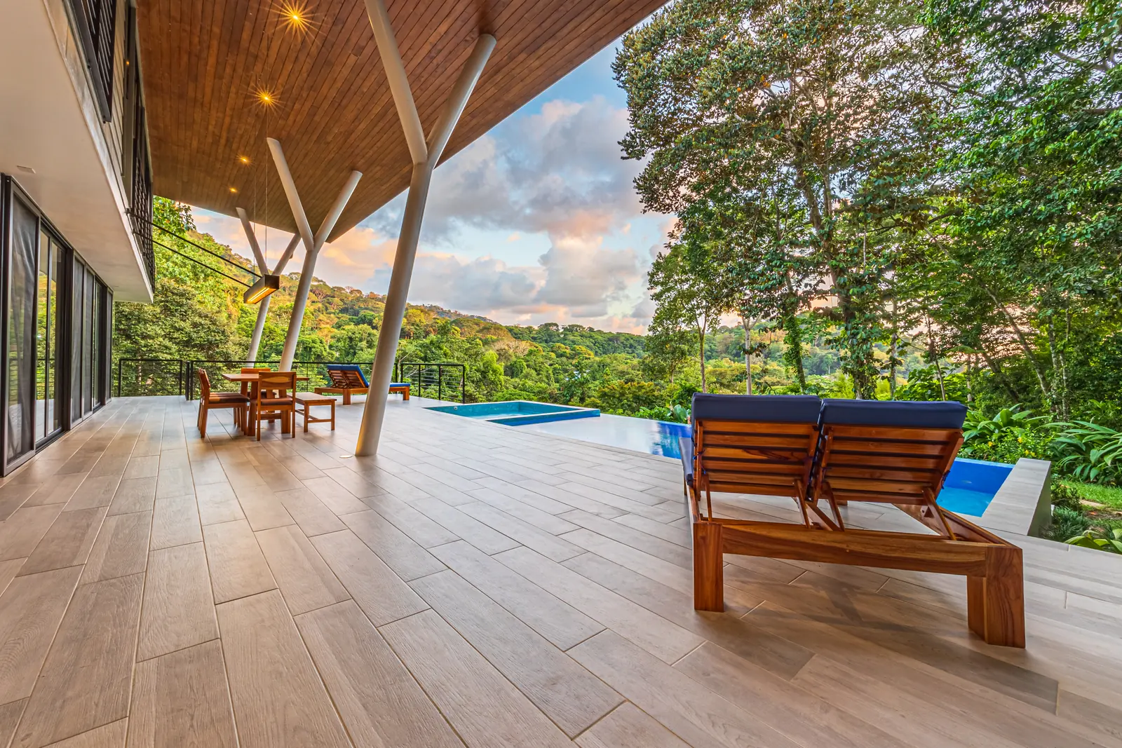 Villa las Ramas &mdash; loungers on the terrace, facing the view