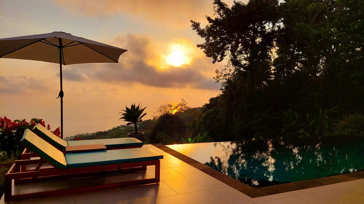 Villa Oro Verde &mdash; sunset over the infinity pool