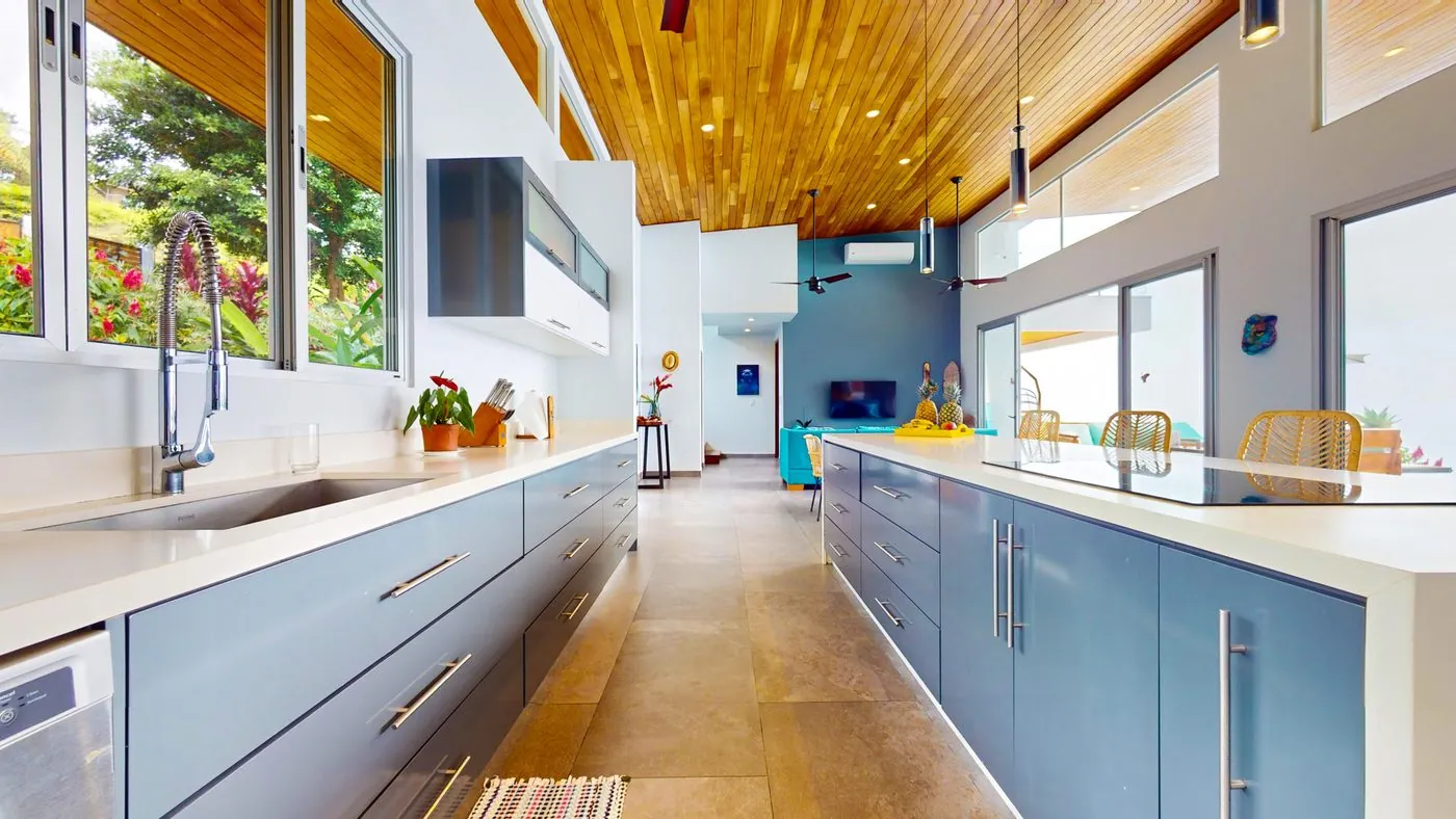 Villa Oro Verde &mdash; the galley kitchen and prep counter