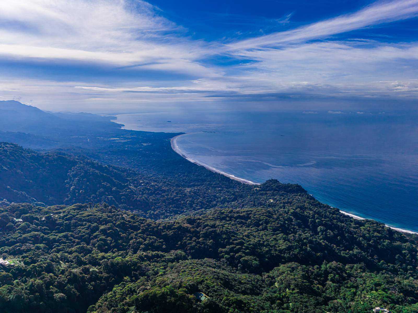Costa Verde Estates &mdash; the coast from high in Escaleras, looking down toward Dominical