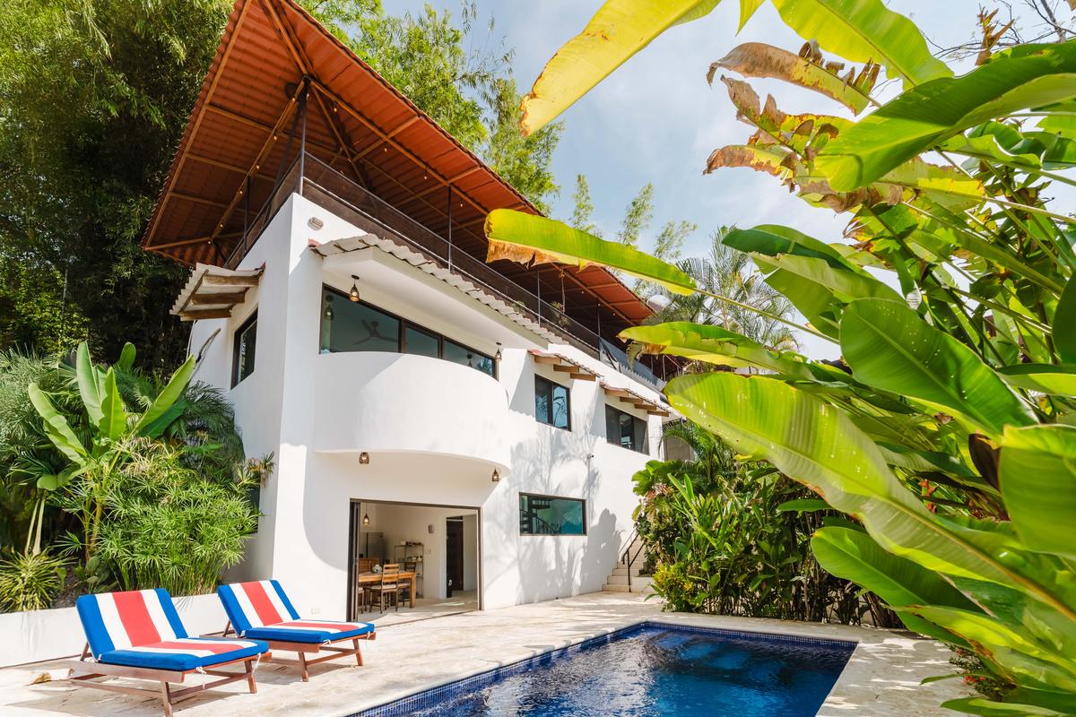 Casa Iguana, Quepos &mdash; sold